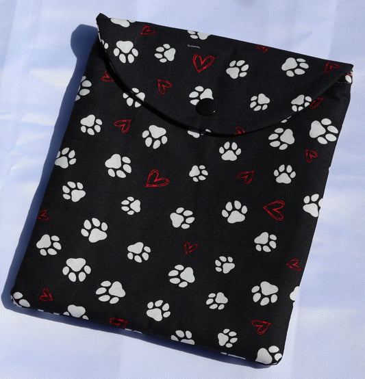 Paws & Hearts Kindle Sleeve