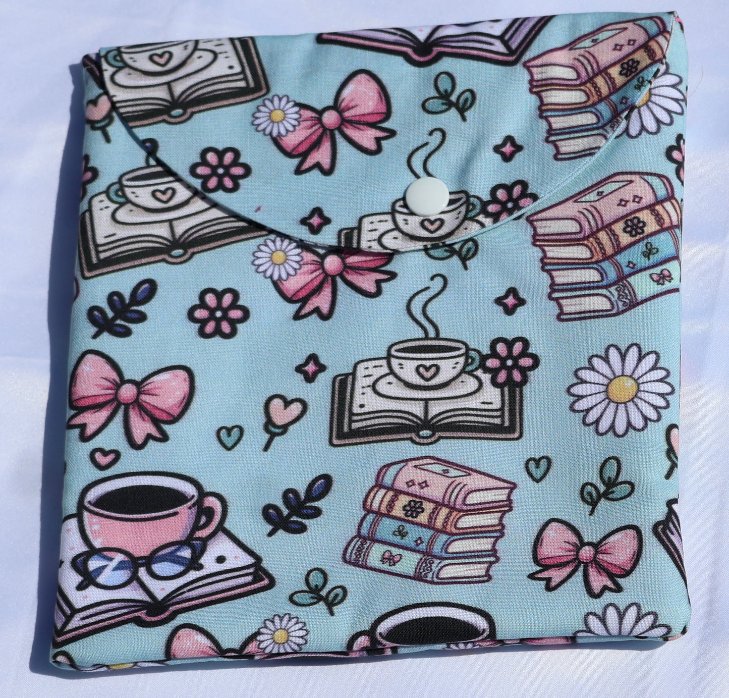 Bookish Bows Kindle Sleeve
