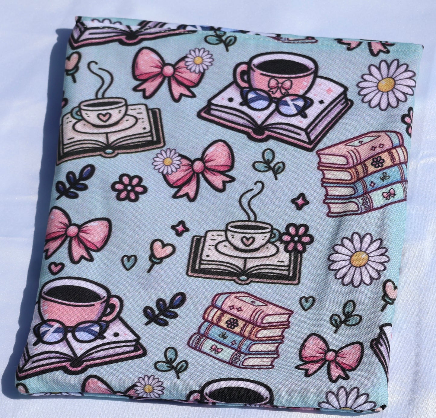Bookish Bows Kindle Sleeve