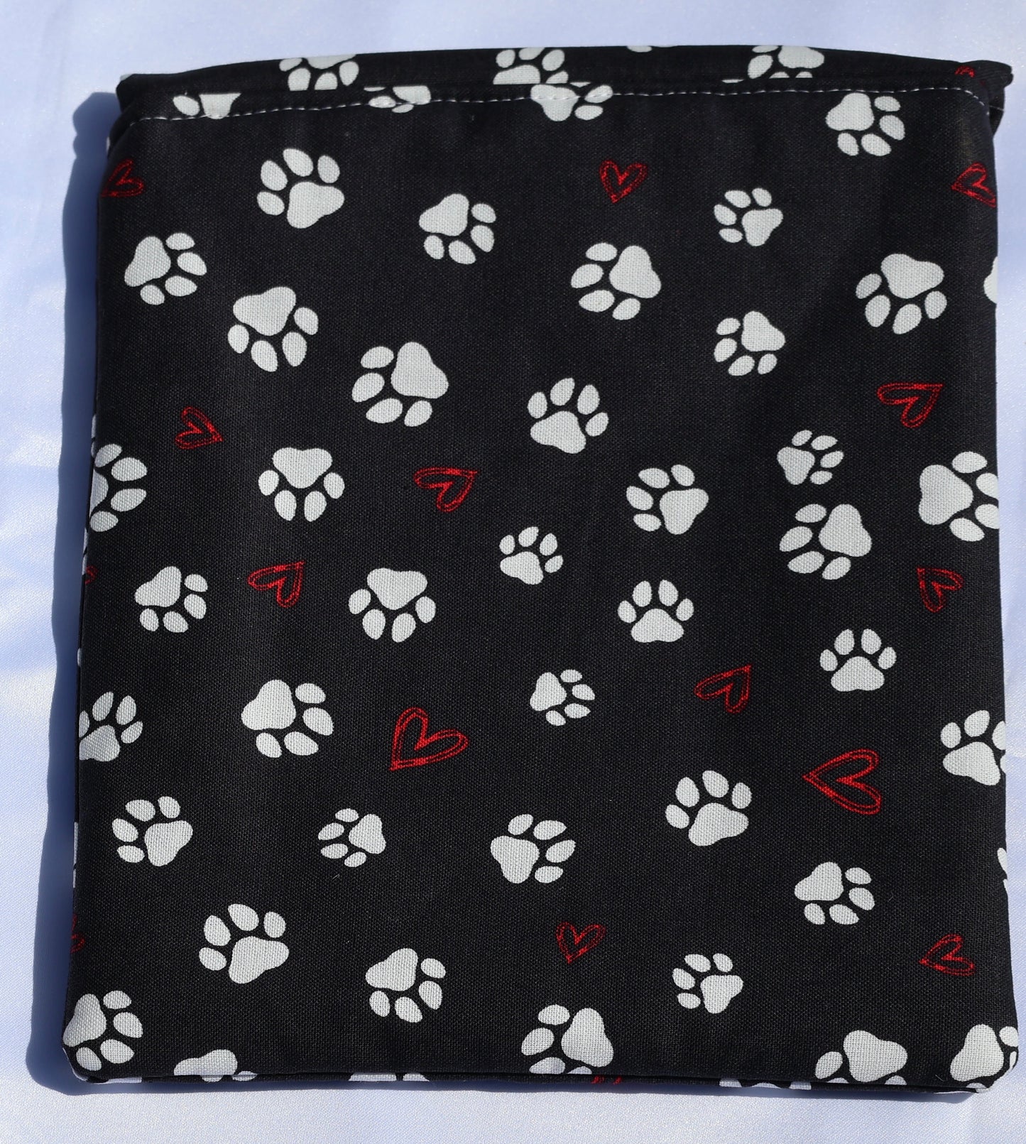 Paws & Hearts Kindle Sleeve
