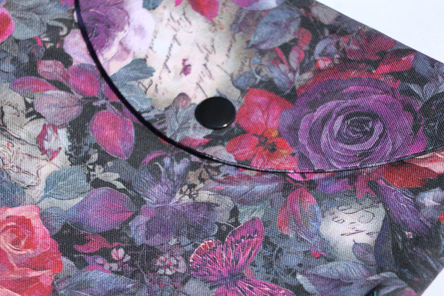 Midnight Roses Kindle Sleeve